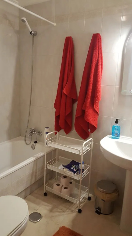 KoM Apartments Studio