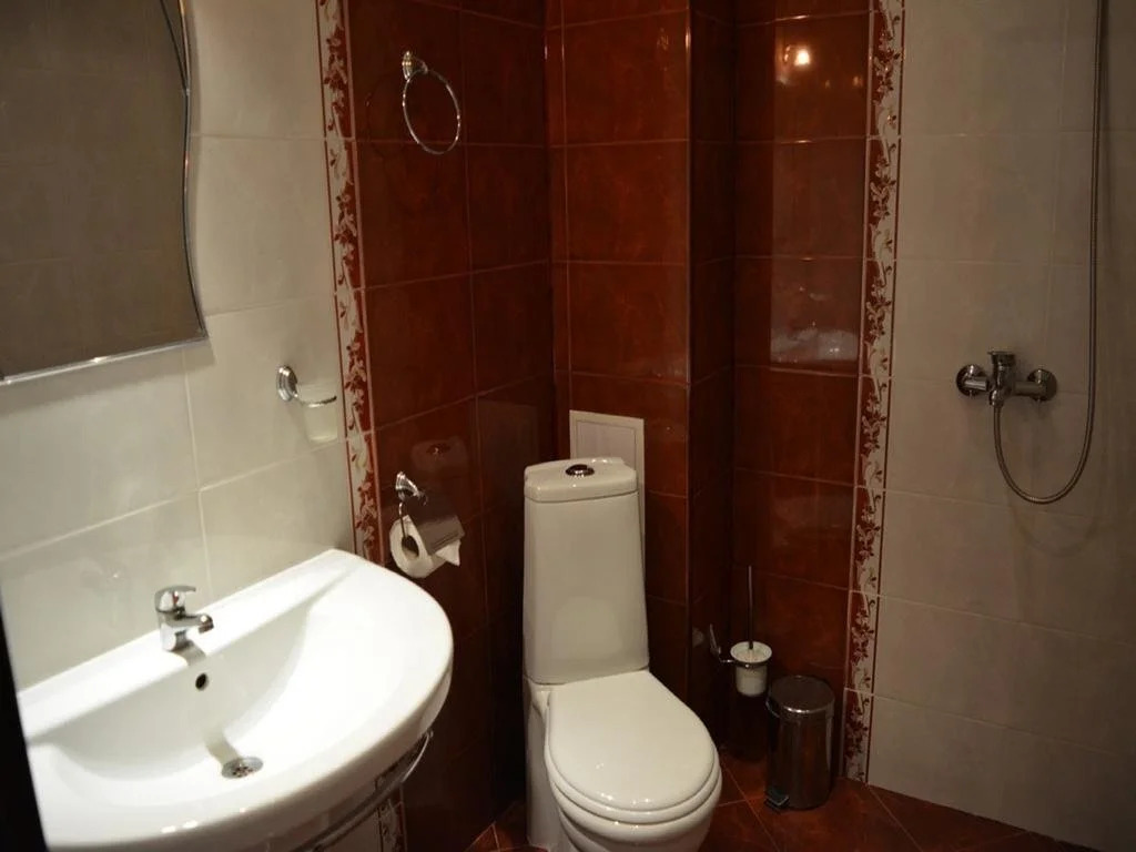 Blyan Family Hotel