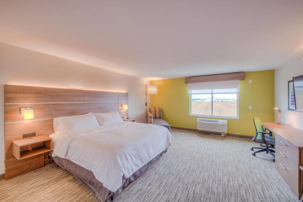 Holiday Inn Express & Suites - Remington by IHG