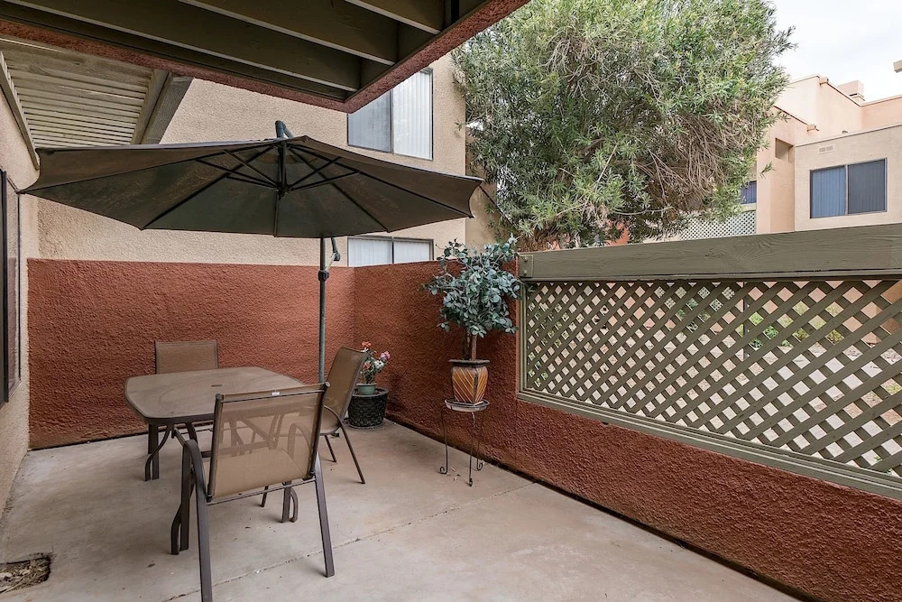 Old Town Escape 1 BR by Casago