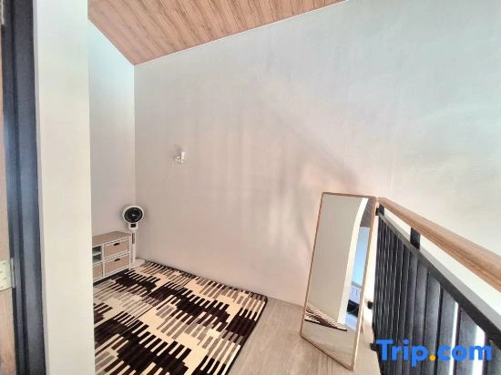 Villa Bangunjiwo by Yustien Homestay