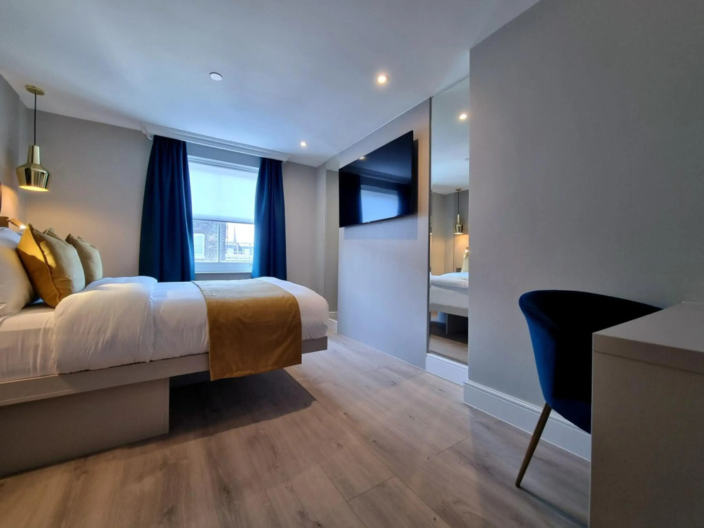 Hotel 43 London