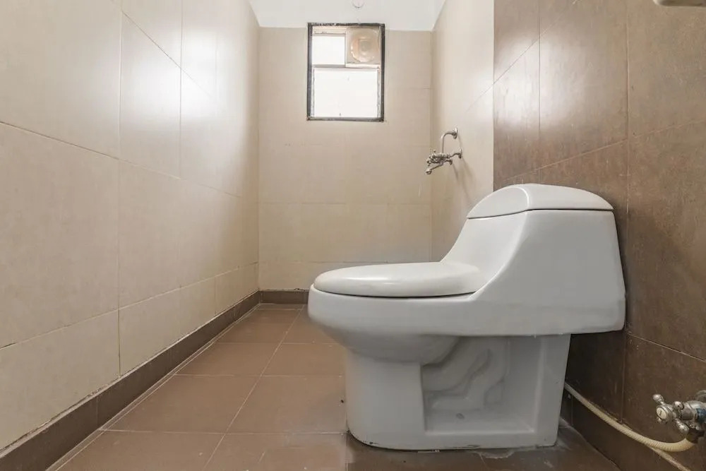 GuestHouser 2 BHK Apartment 621c