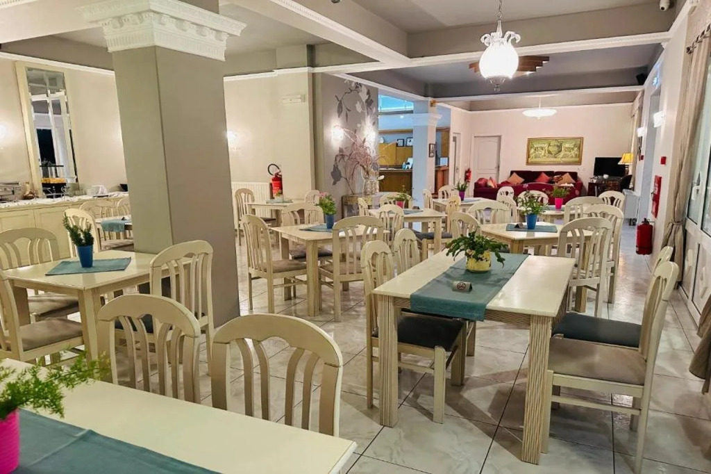 Hotel Ioni
