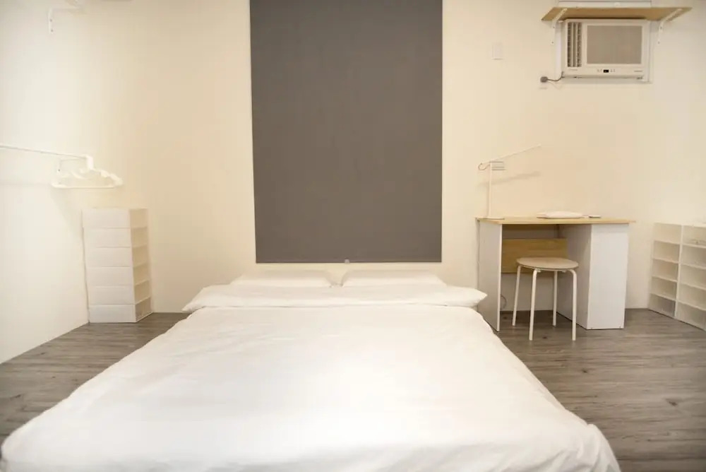 Simple Room