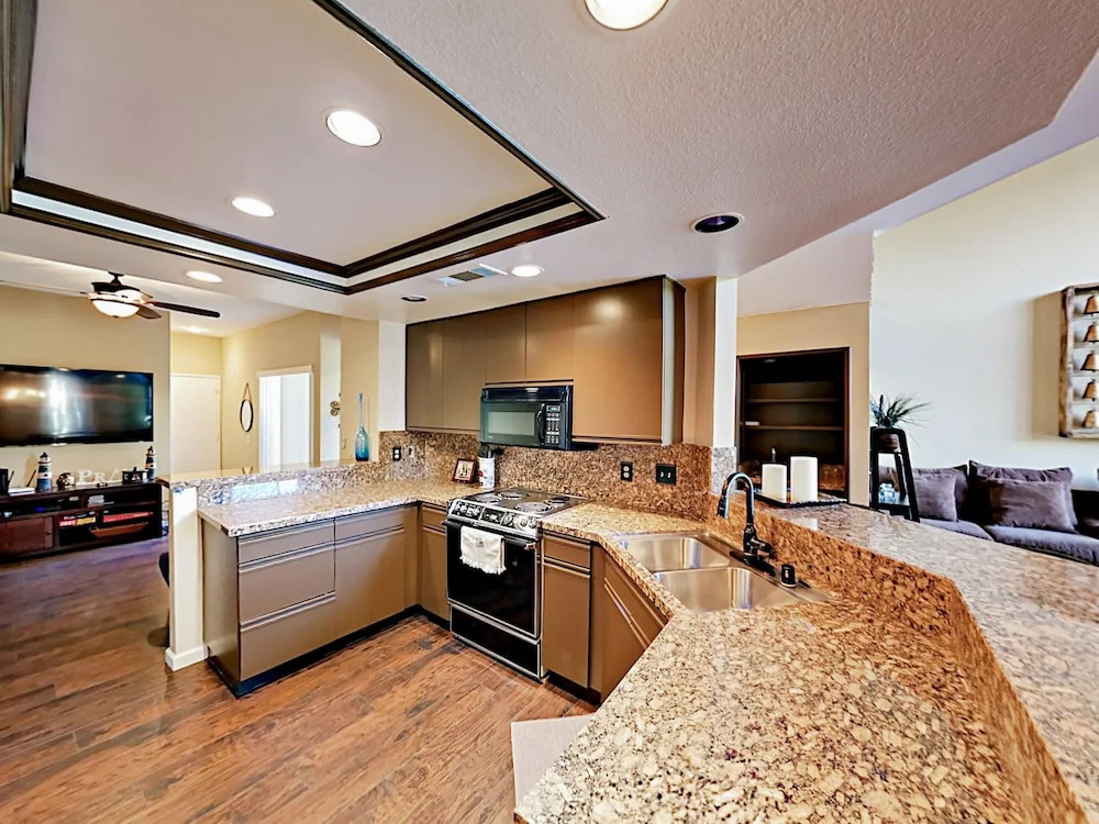 PGA West condo - 3 Br condo by RedAwning