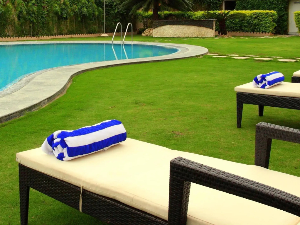 Hotel Paras