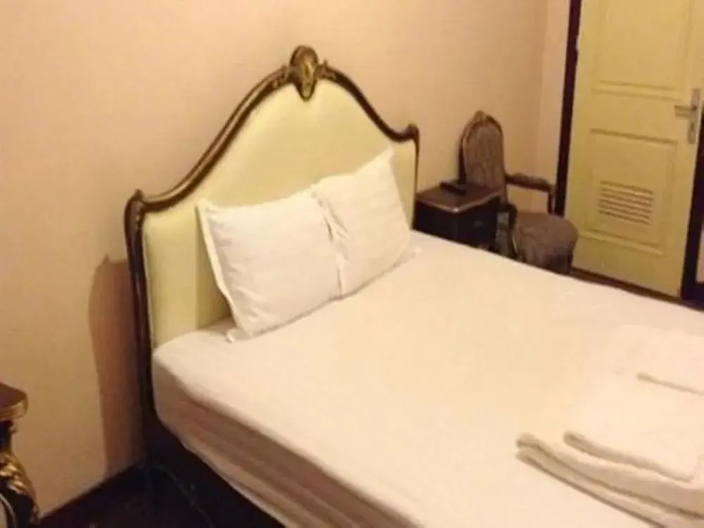 Phoenix Hotel