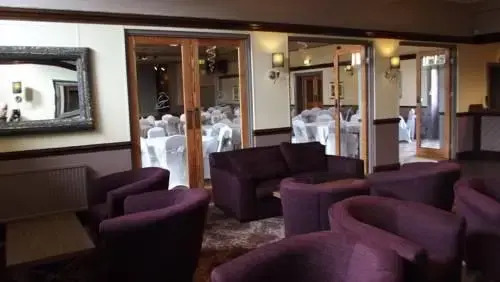 The Raven Hotel