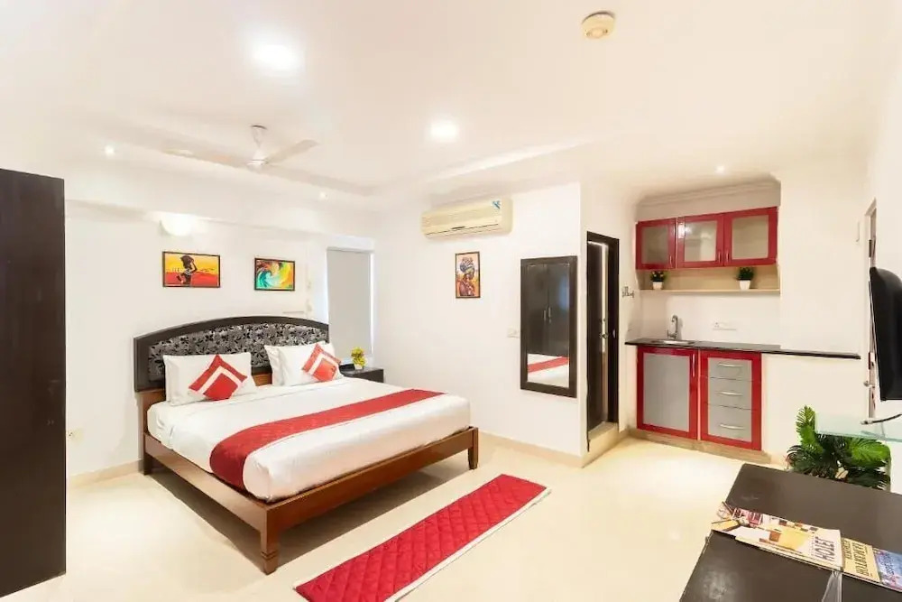 Laavish 7 Hotel
