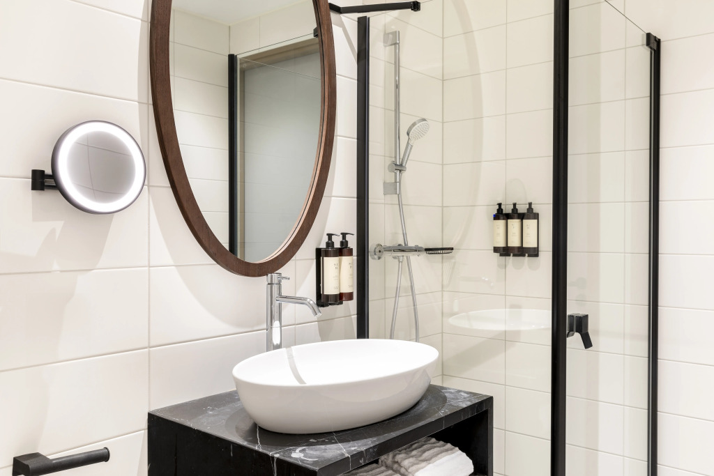 Corendon Urban Amsterdam Schiphol Airport Hotel