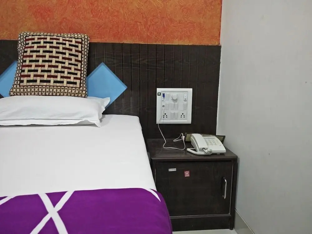 Hotel O Sion Residency