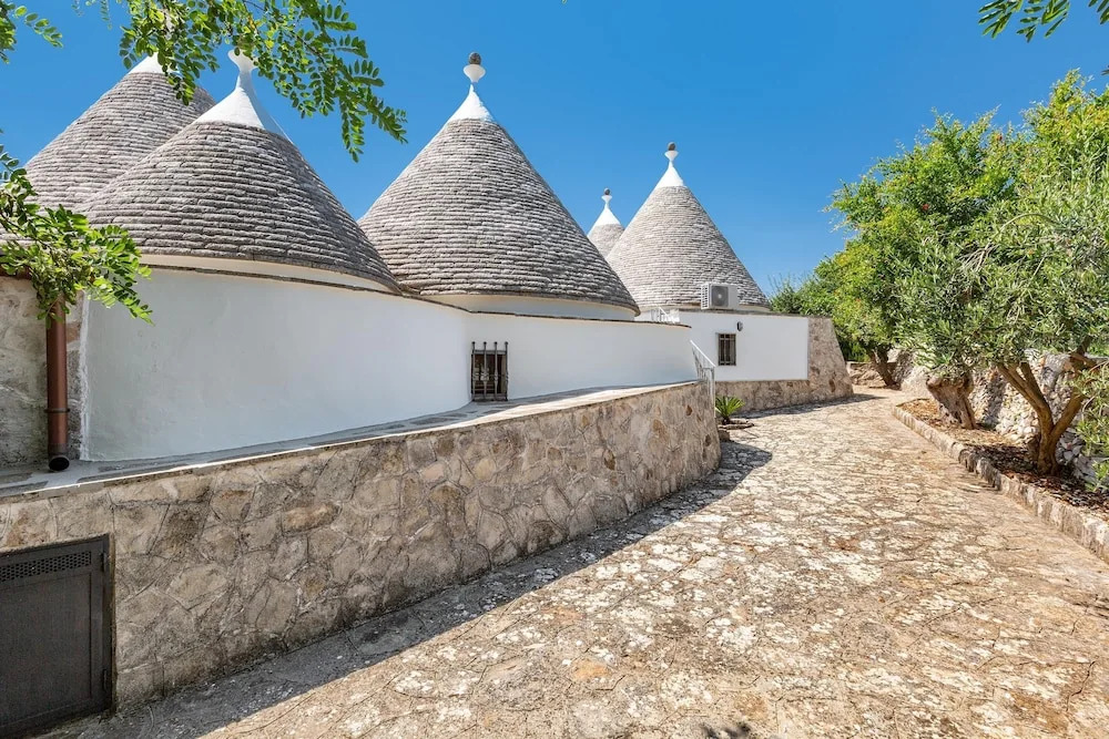 2061 Villa Trulli Natura by Perle di Puglia