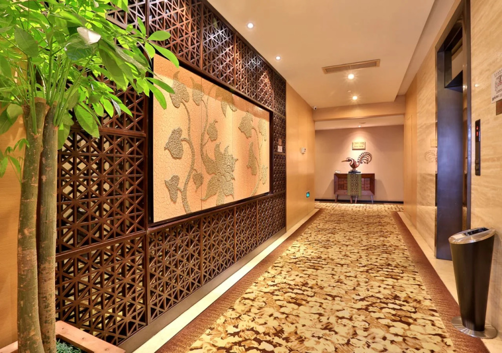 Yiwu Bali Plaza Hotel