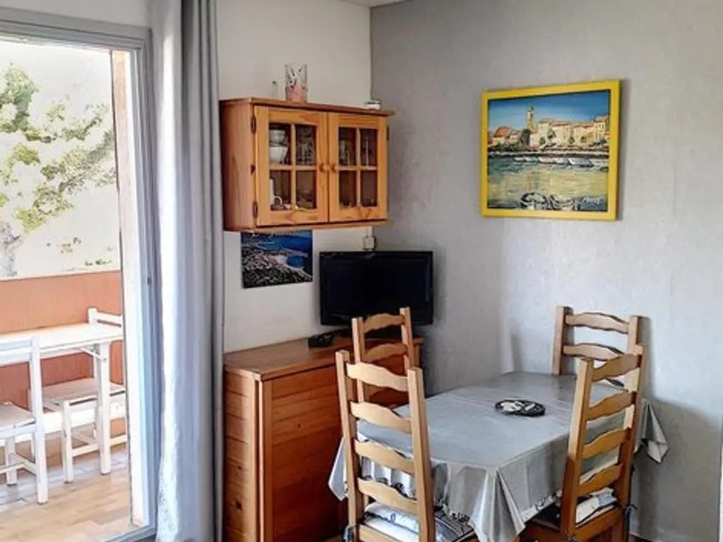 Appartement Bormes-les-Mimosas, 2 pièces, 4 personnes - FR-1-610-61