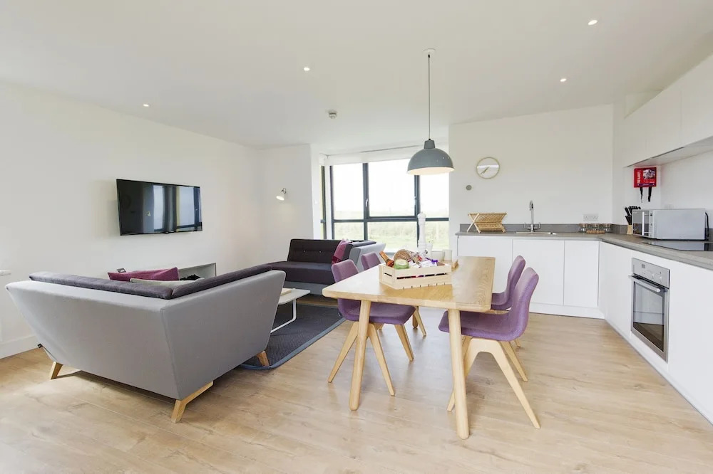 Lady Ambrogine - 2 Bed Luxury Apartment