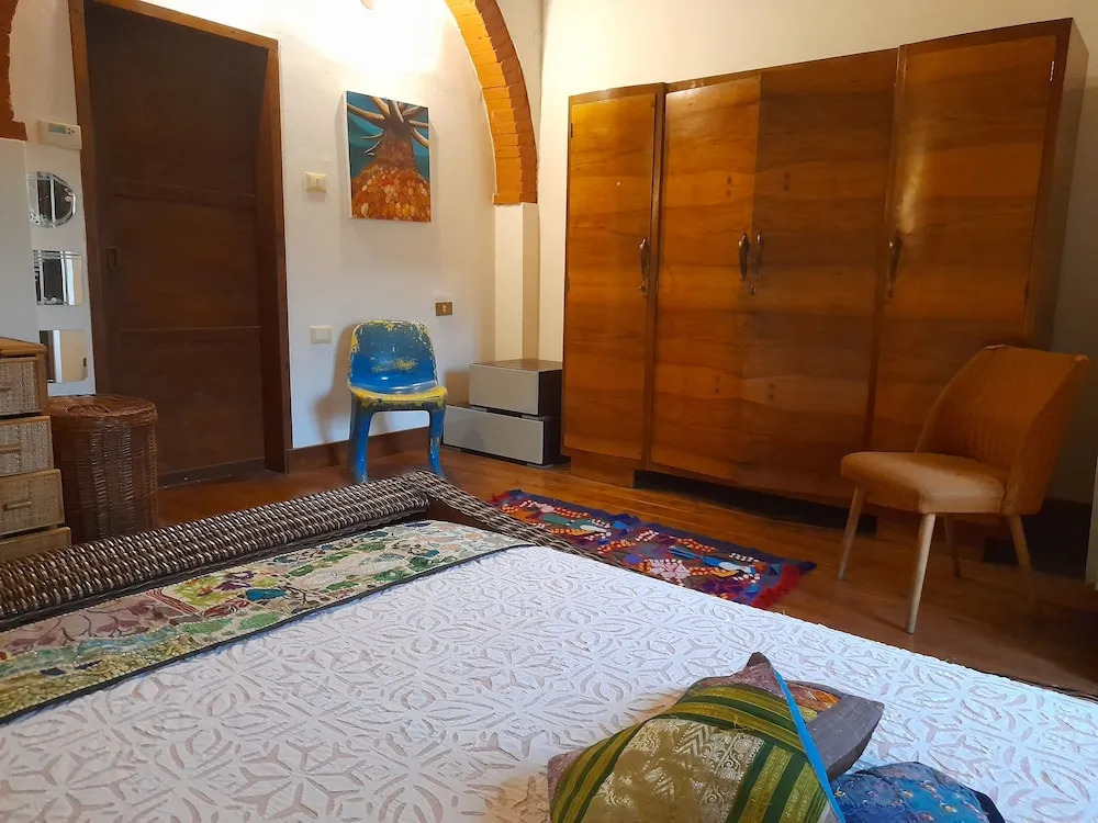 Remarkable 1-bed House in Pieve A Presciano