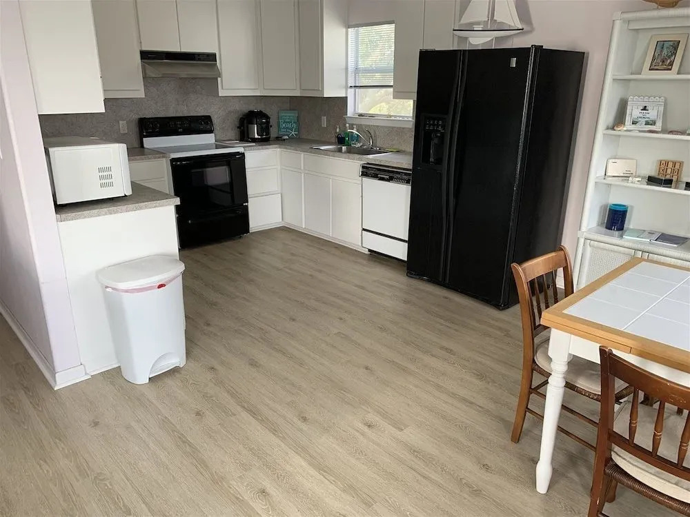 Crows Nest Apartment