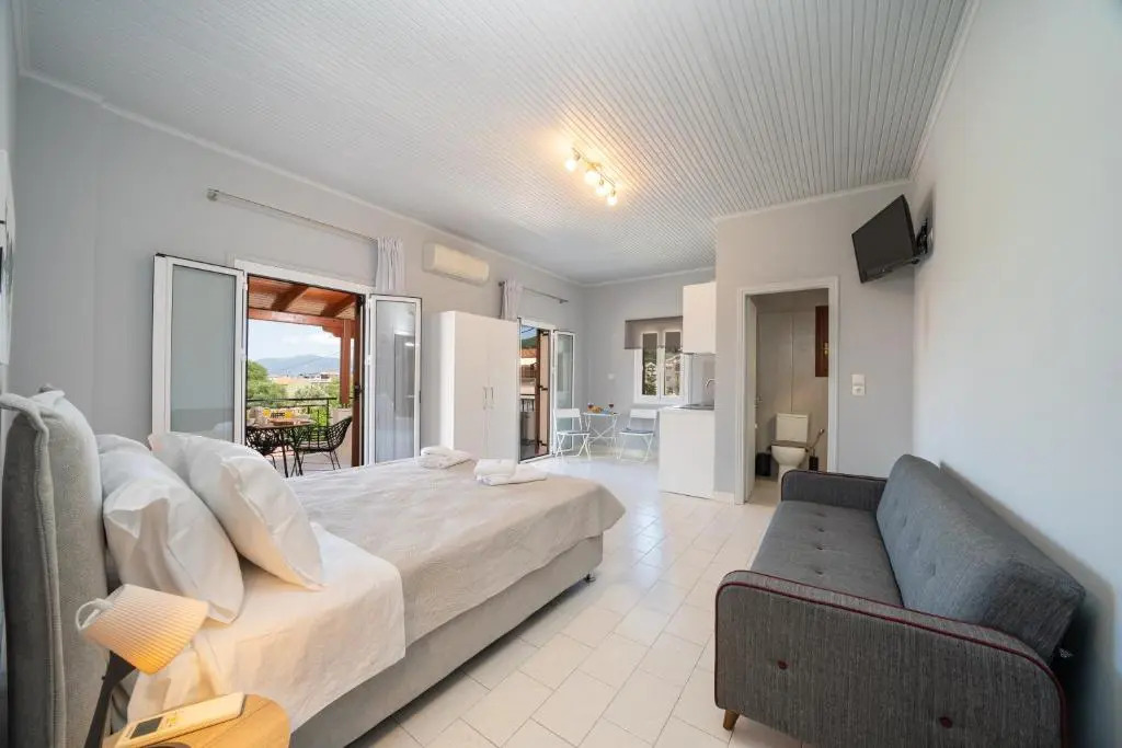 Marys Studios & Apartment