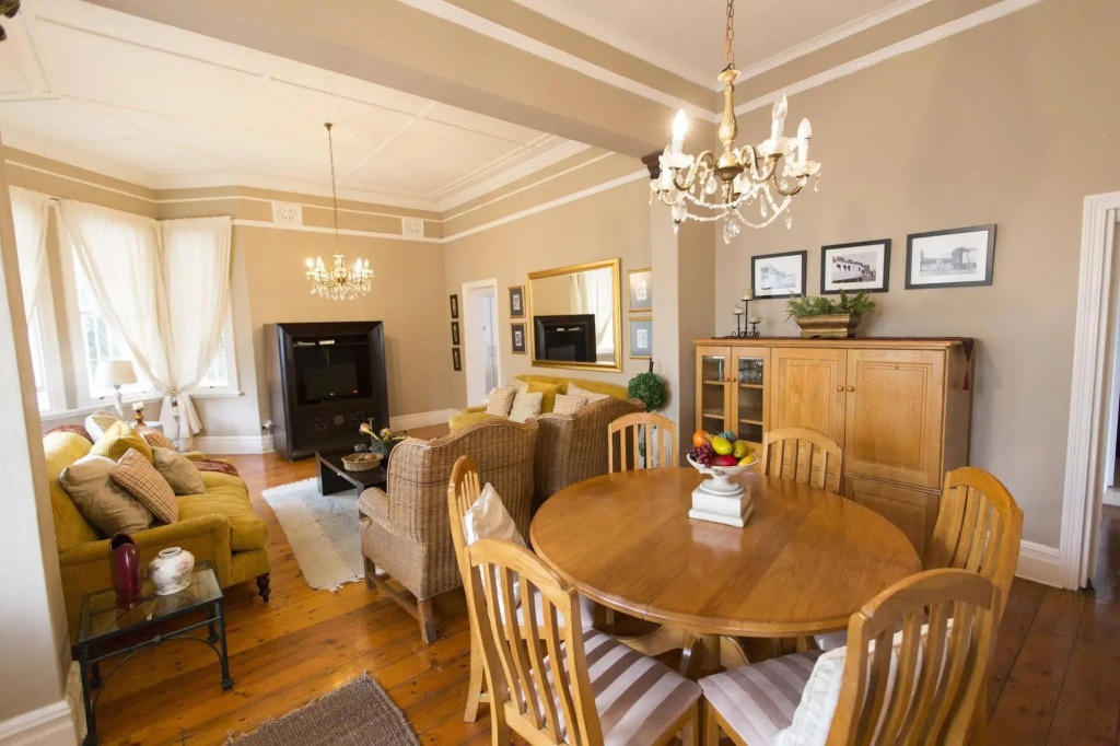 Erlesmere Lodge