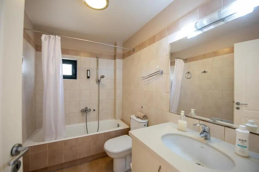 Portela Suites Kampoula