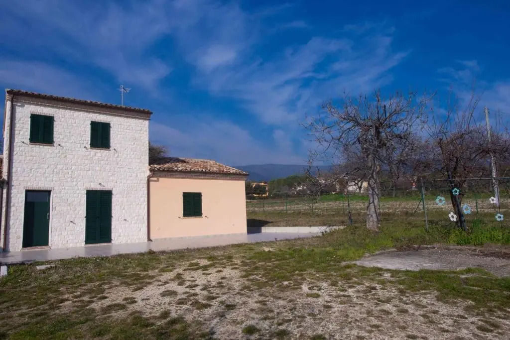 S209 - Sirolo, nuovissimo bilocale con portico pt