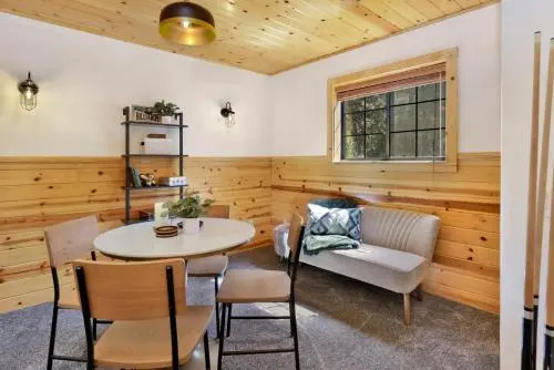 Dreams Of Summit Upscale Log Retreat