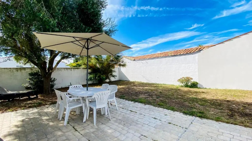 Villa individuelle de plain pied, à 300m du marché, et 500m de la plage