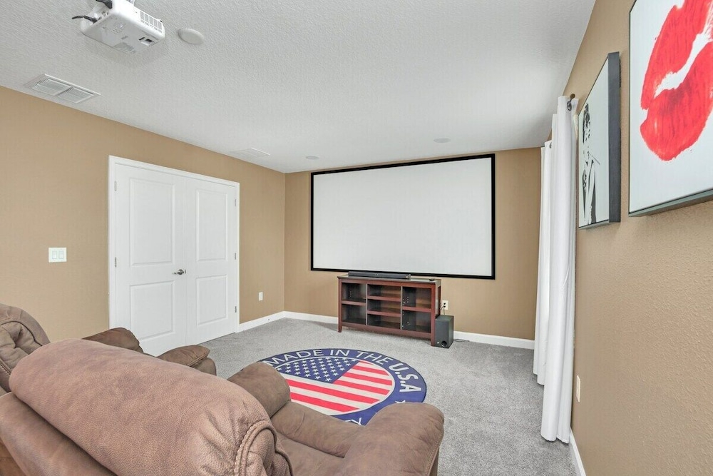 1524fd-big Ticket · Dazzling 8BR Villa w Pool/ Spa Near Disney