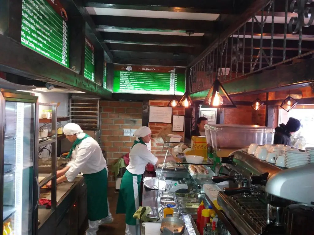 Kafana Zlatna Ribica