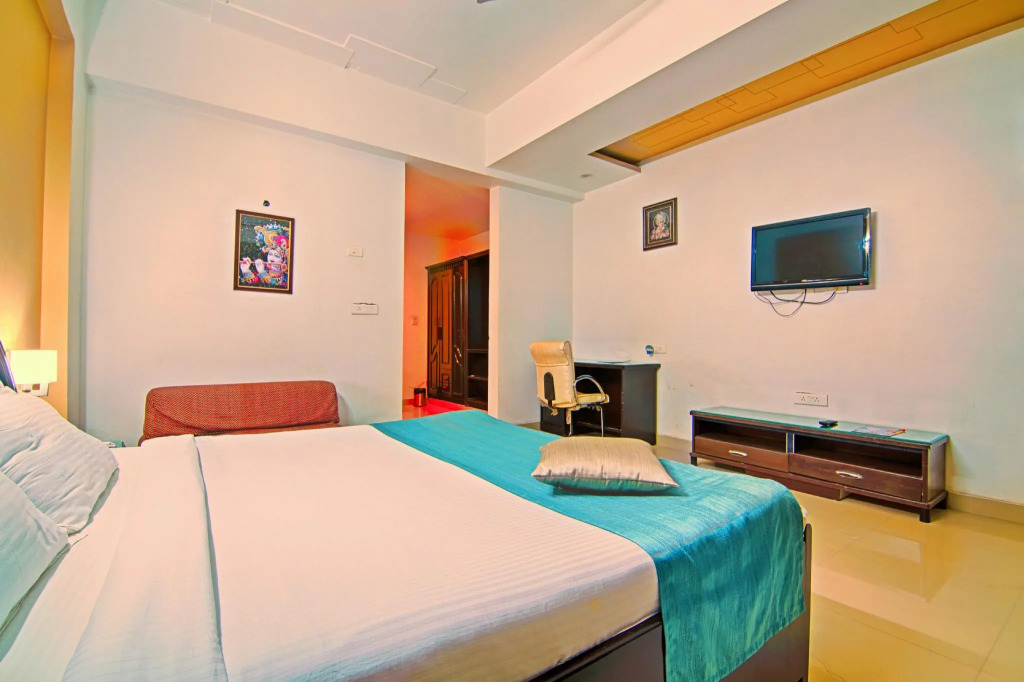 Shanti Seva Dham - The Religious Stay At Priyakant Ju Temple Vrindavan