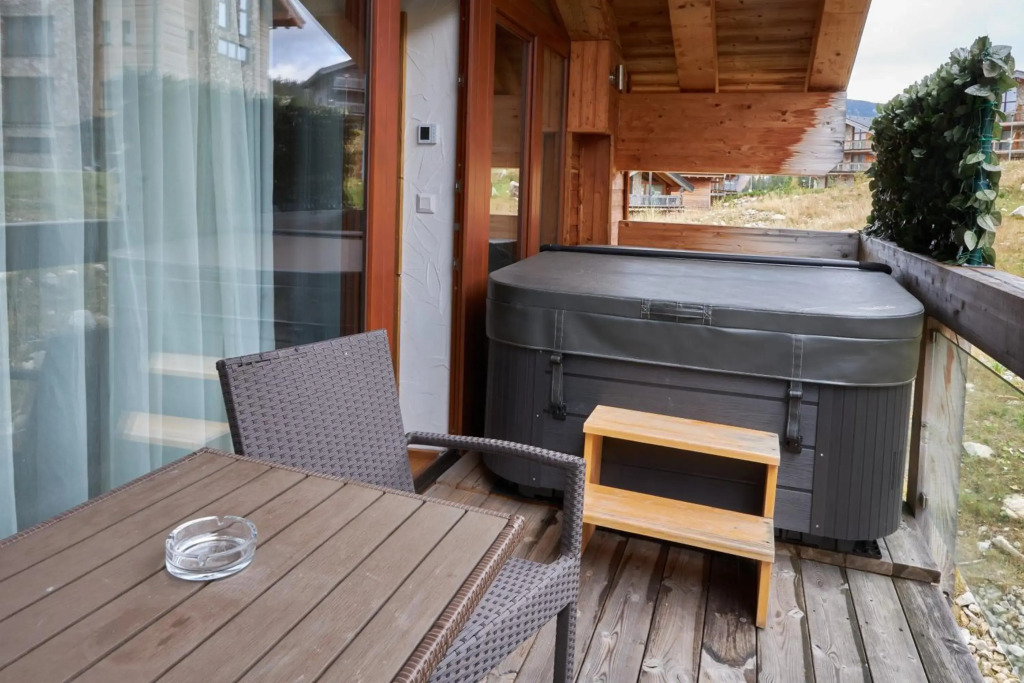 Chalets Jasná Centrum APARTMENT M - Free Jacuzzi & Sauna and Chopok view