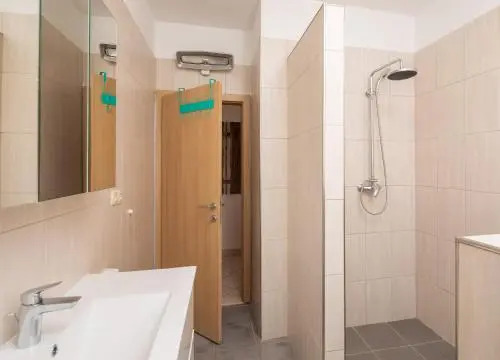 Azra Apartments