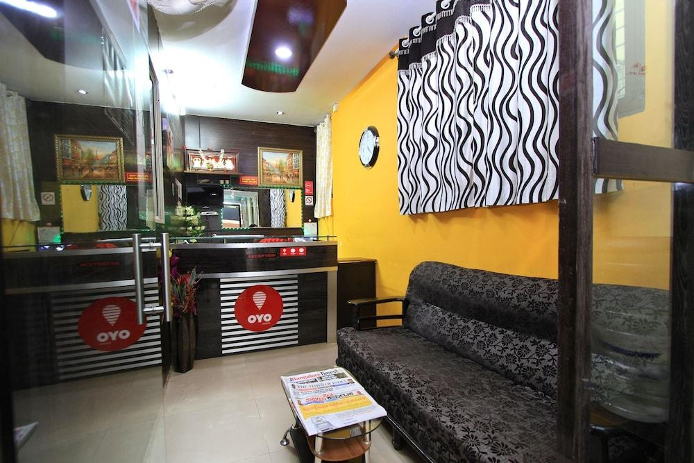 OYO 8476 Garden Comfort