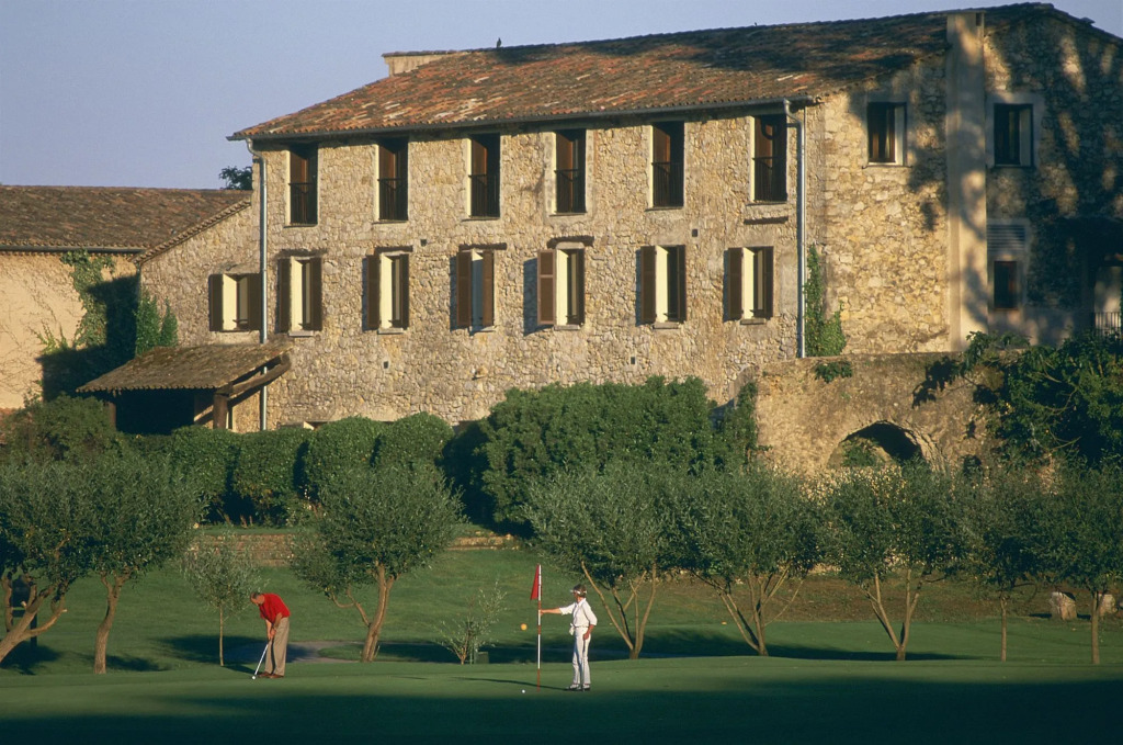 Hôtel Golf & Spa Château de la Bégude The Originals Collection