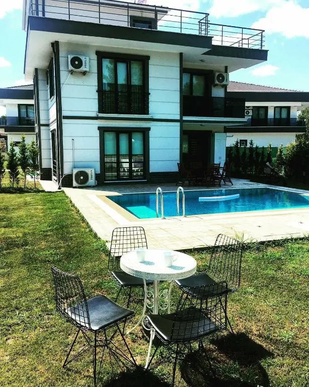 Gölyolu Villa Yıldız
