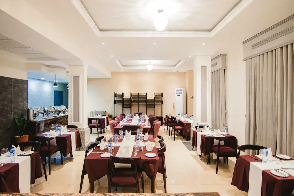 White Stones Hotel