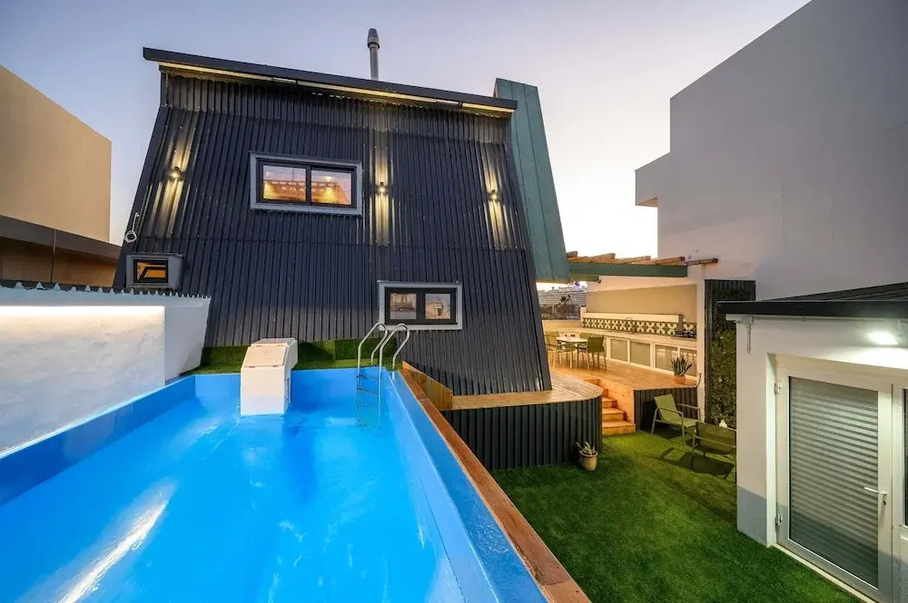 A-Home Villa, Private Pool & Jetted Tub Oasis