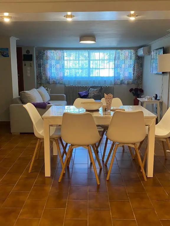 Agapis Residence