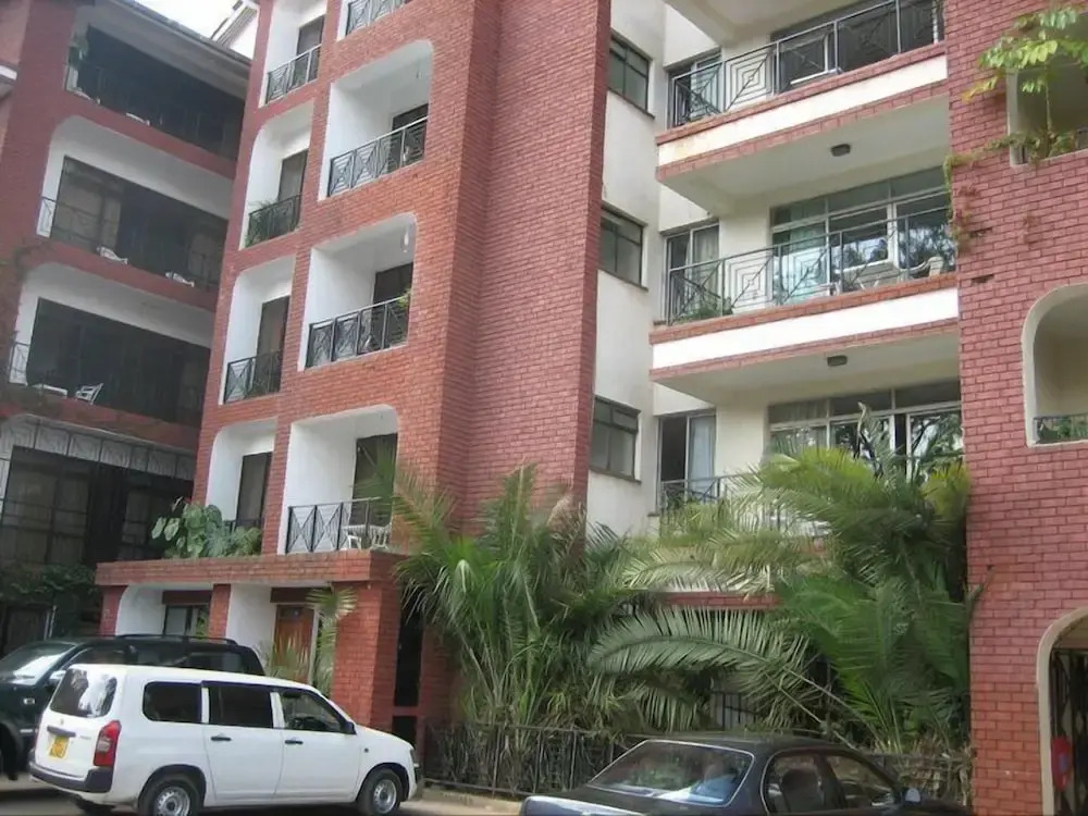 Samra Court