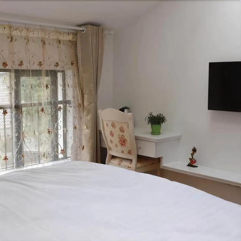 Huafang Xiaoshe Youth Hostel