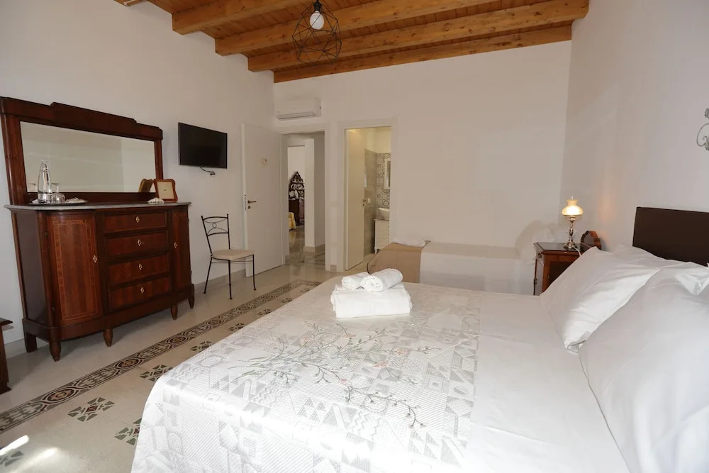 "Suliscenti" Dimora Siciliana B&B