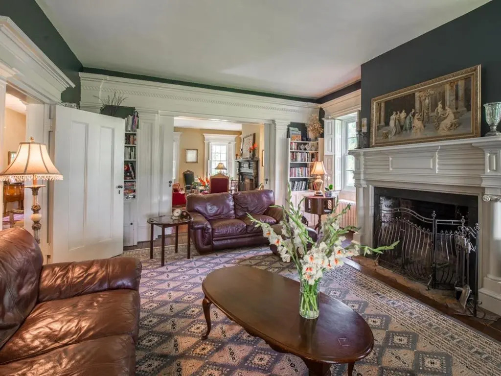 The Neighbour House B&B