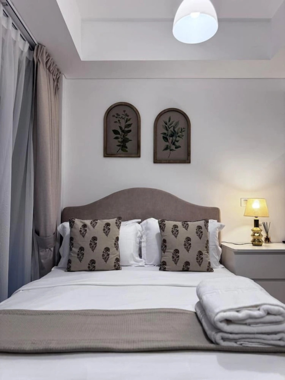 SIMPLY COMFORT Chic Downtown Studio Few Steps to Burj Khalifa