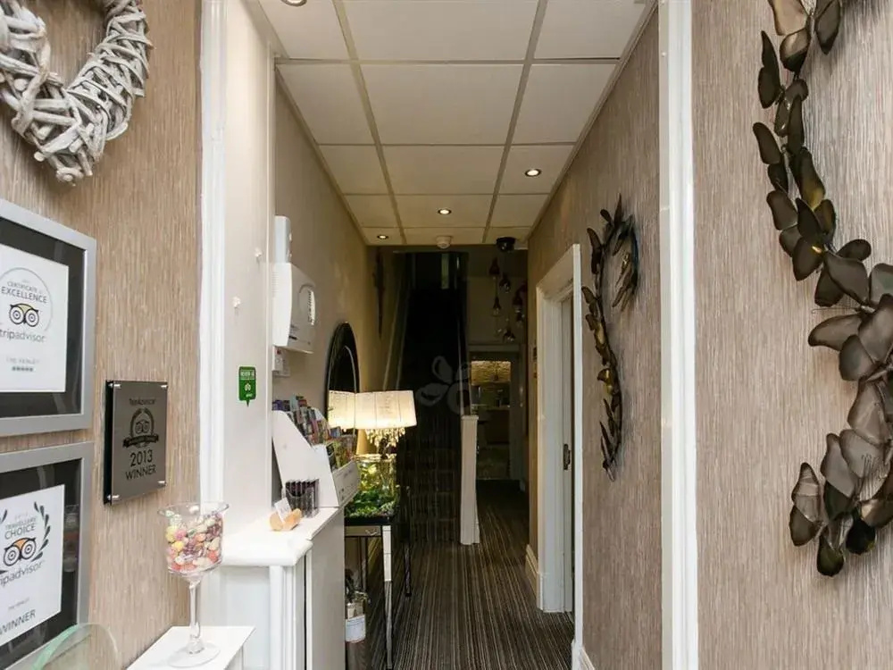 Kenley Hotel