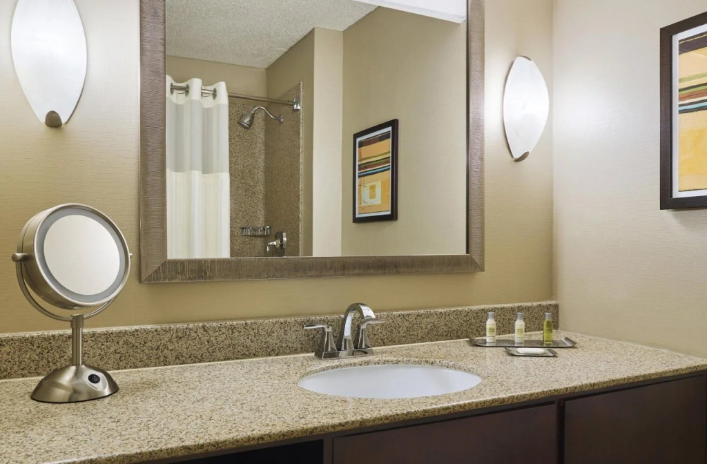 DoubleTree by Hilton Houston Intercontinental Airport