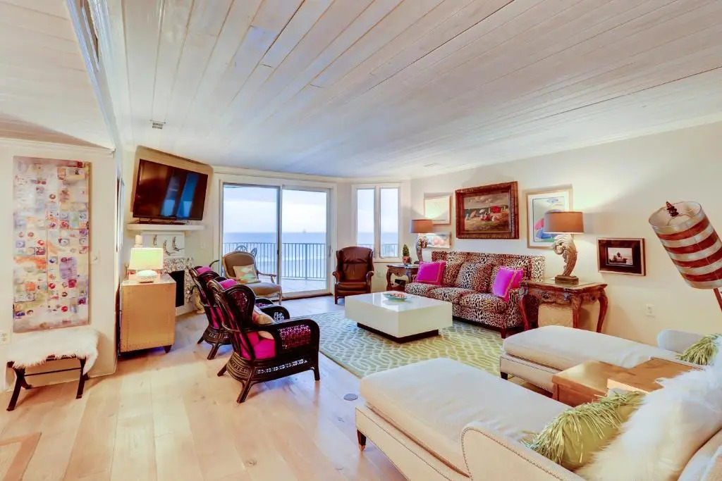 4002 Turtle Lane 3 BR Oceanfront Sea Pin