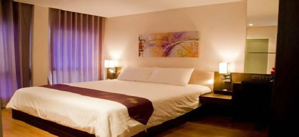 Paradiso Boutique Suites