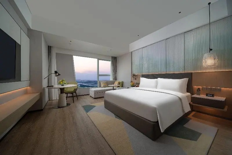 Holiday Inn Express Chengdu East Railway by lHG - Near The World Games Gymnasium