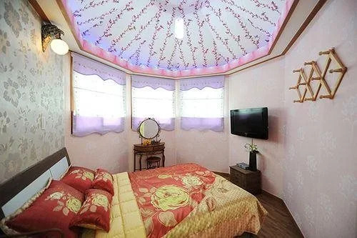 Ganghwa Punggyung gryujineon zip Pension